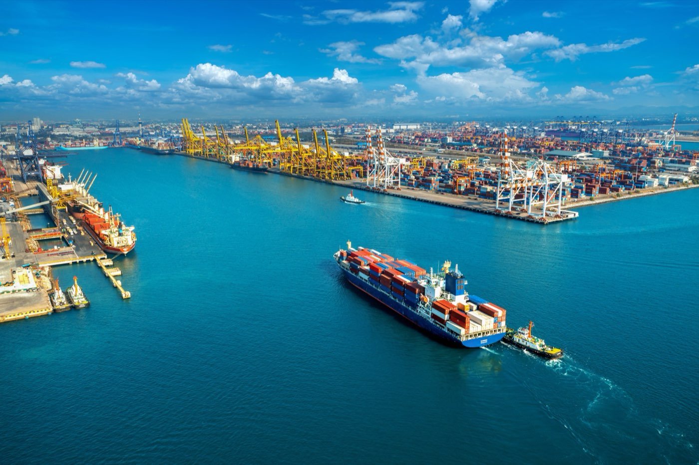 Port logistics supporting import and export coordination